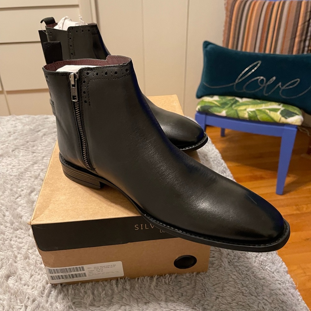 Silver street wide fit flat boot